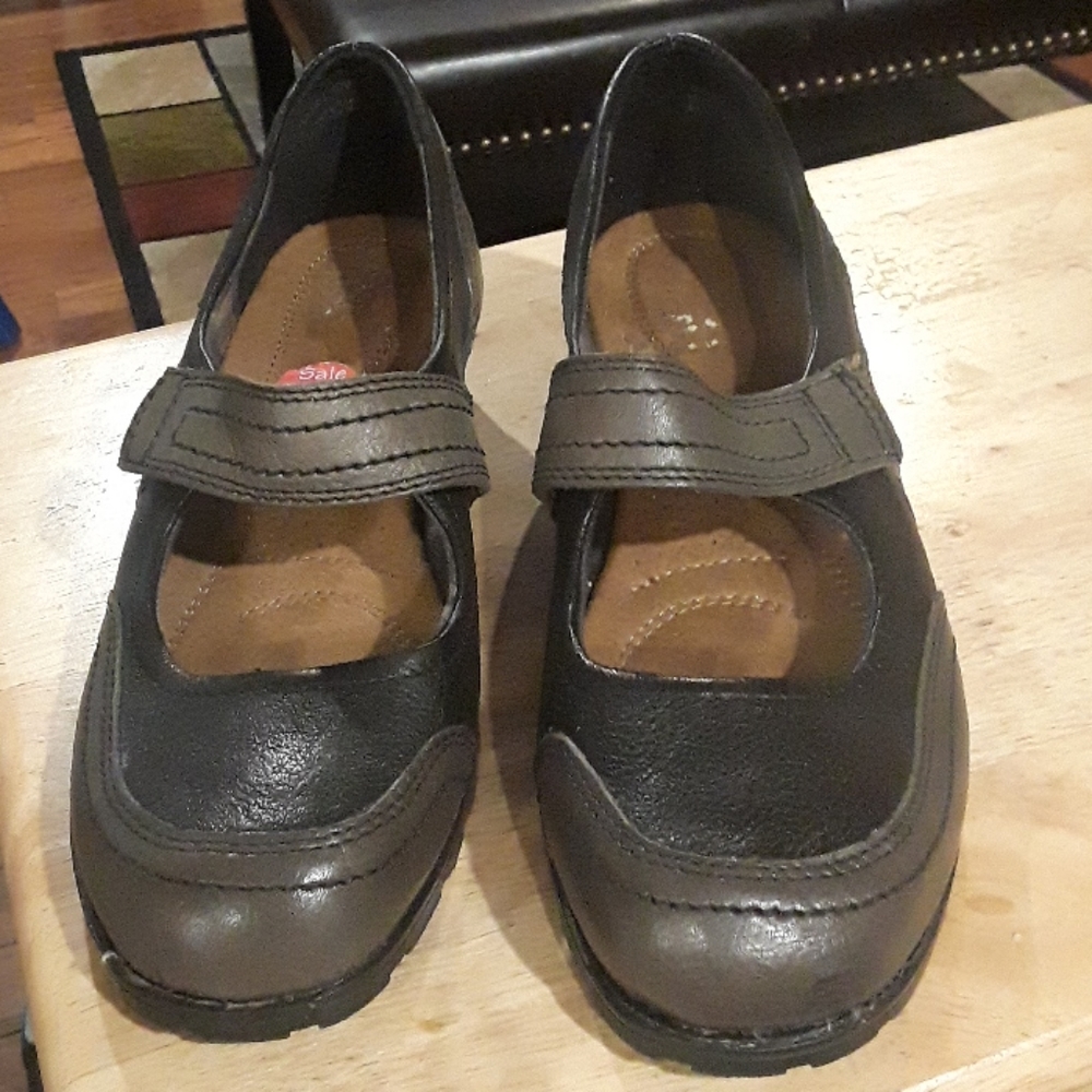 Size 10 Naturalizer loafer